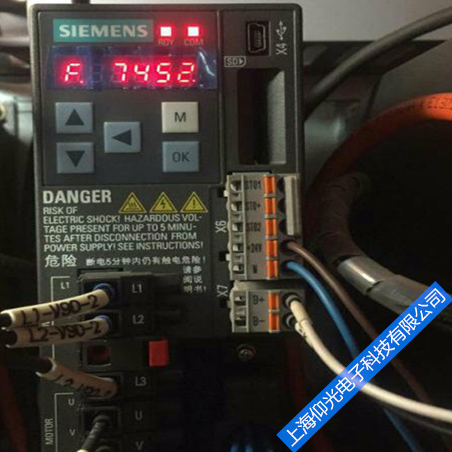 ������V90�ŷ���������ʾF7452��������ά�� ��Ѽ��