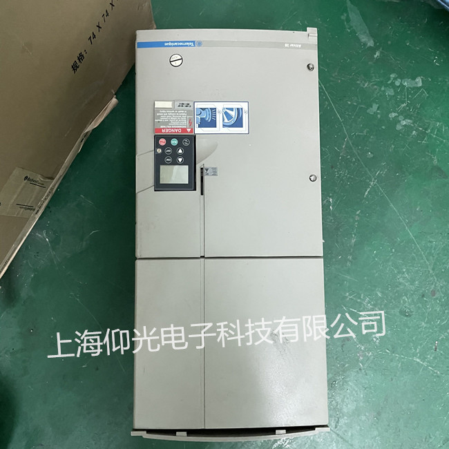 ʩ�͵±�Ƶ��ά�ޱ��� ATV38HD46N4������ʾOH1/OH3����