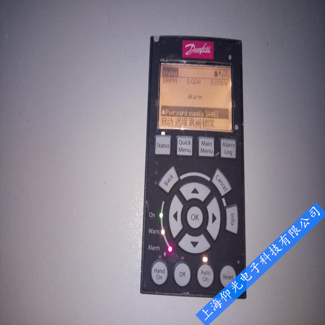 ����˹��Ƶ�������������ϴ����ų�