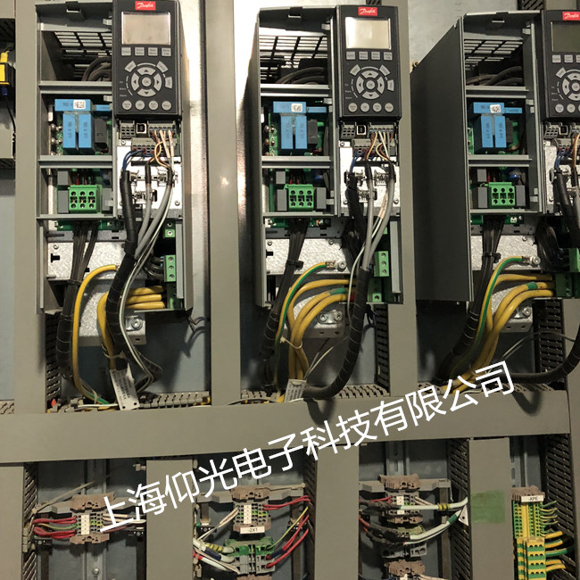 ����˹��Ƶ��ά�� VLT2800 Danfoss��ERR8Ƿѹά�� IGBT���黵����