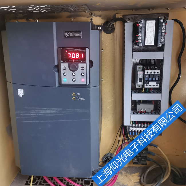 ��˹����ѹ����Ƶ���������ϼ���ⷽ��