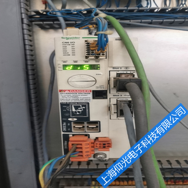 �ŷ�������ά��