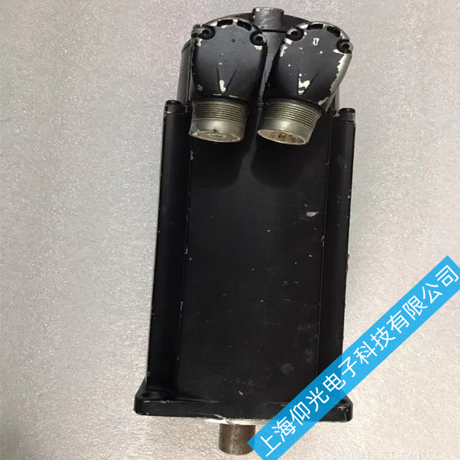 �ŷ��������һ�ᱨ����ά��