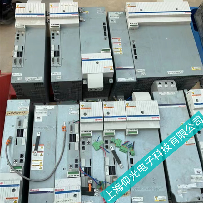 �ŷ�������ά��