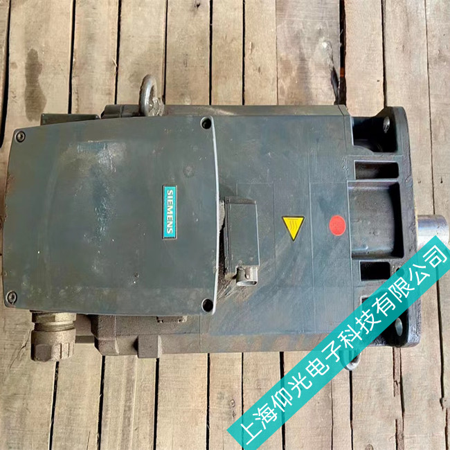 �����������ŷ������ά��С��ʶ