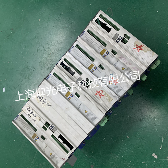 �ŷ�������ά��