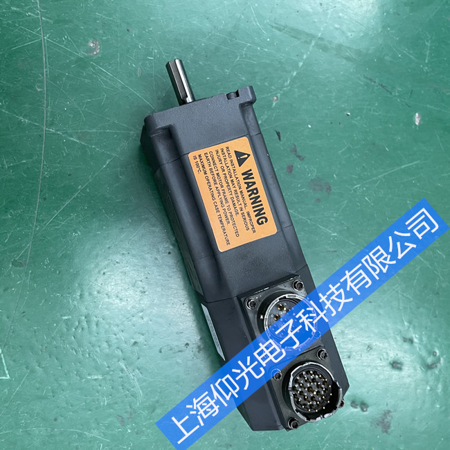 ËÅ·þµç»úάÐÞ