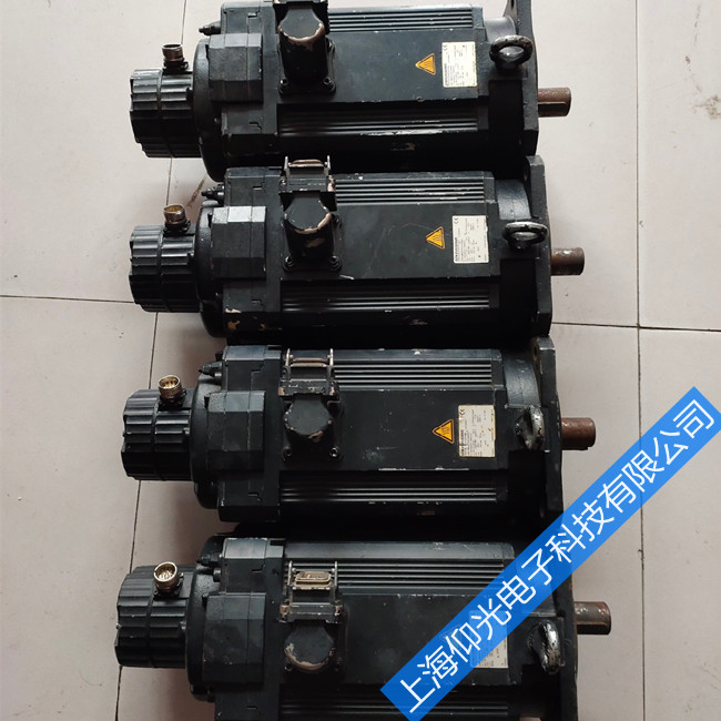 ËÅ·þµç»úάÐÞ