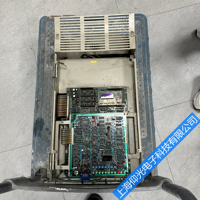 ����H1000ϵ�б�Ƶ�����Ǳ�����·Ƿ��ѹUv1����ά��